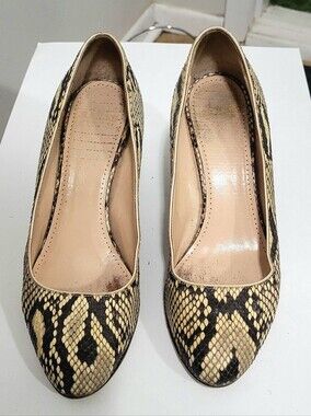 Vintage Bally Snake-Print Pointed Pumps in Cream and Black